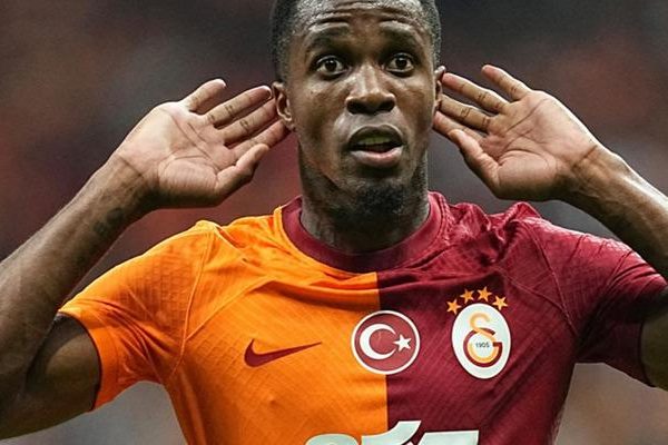 Zaha’dan Antalya kampında iddialı açıklama!  ‘Galatasaray’ın şampiyonu olacağız’