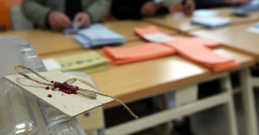 Türkiye seçime yaklaşıyor: 32 ilde oy verme işlemi başladı