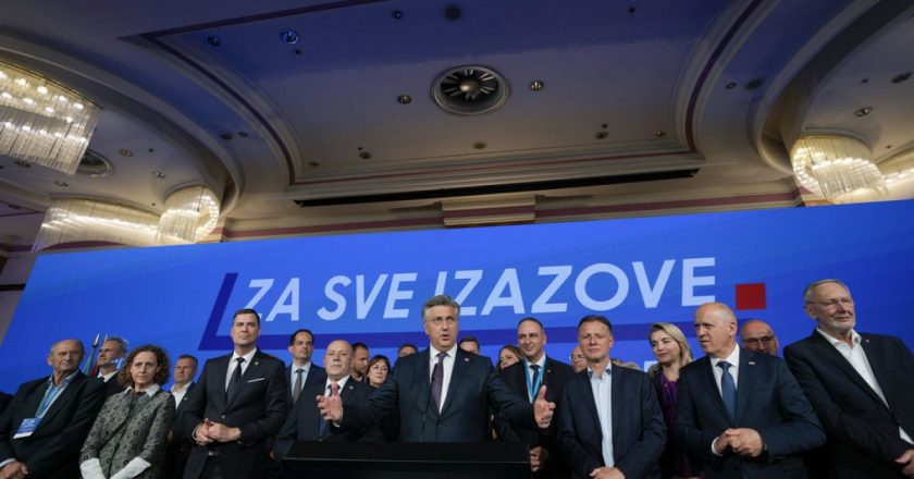 Hırvatistan’da Başbakan Plenkoviç aşırı sağ partiyle yeni bir koalisyon konusunda anlaştı