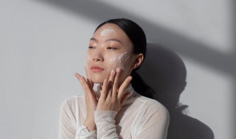 Hormonal sivilcelere karşı etkili çözüm: Cycle Senkronize Cilt Bakımı – Son Dakika Hayat Haberleri