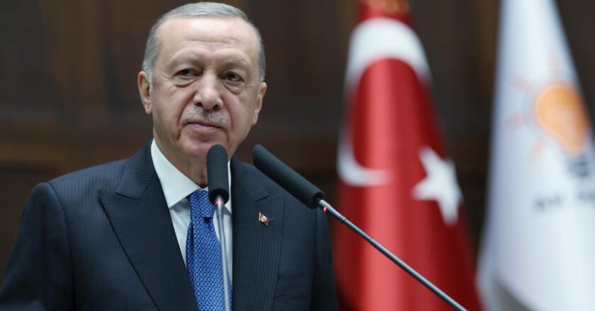 Cumhurbaşkanı Erdoğan, İstanbul Büyükşehir Belediye Başkanı İmamoğlu’na 1 milyon liralık tazminat davası açtı