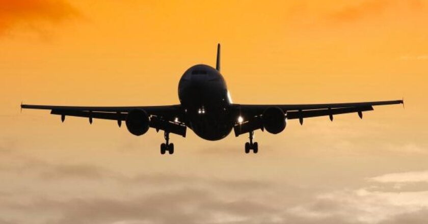 Yılın ilk iki ayında 30.4 milyon insan uçakla seyahat etti