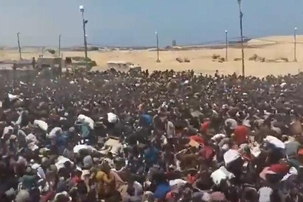 Gazze’deki katliam saniye saniye kamerada! İsrail yardım bekleyenlere yaylım ateşi açtı: 25 ölü…
