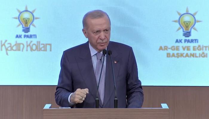 Cumhurbaşkanı Erdoğan’dan CHP liderine ‘Leman’ tepkisi: “Özgür git göz doktoruna görün”