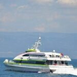 Rüzgar ve fırtına Marmara’da deniz seferlerini aksatıyor
