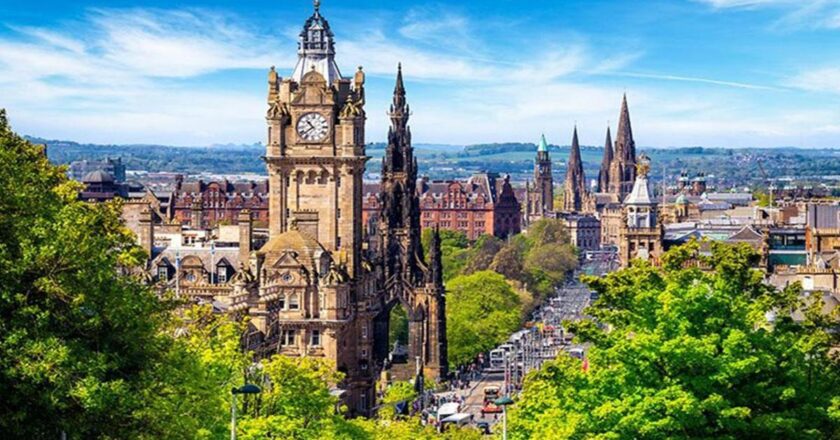 Resmi Dili, Para Birimi, Ulaşım ve Bilmeniz Gereken Her Şey