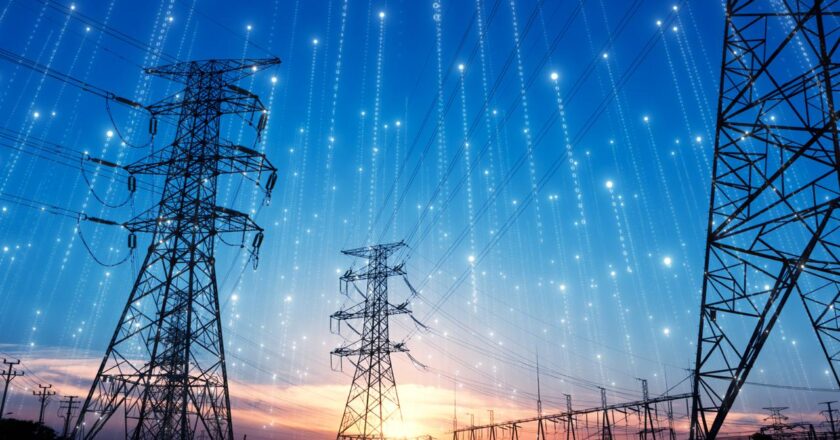 Türkiye’nin elektrik kurulu gücü 120 bin megavatı aştı