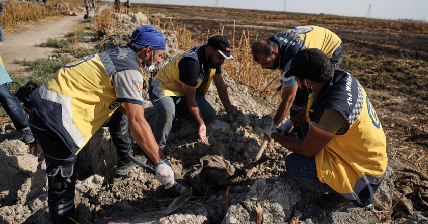 Şam yakınlarında bir toplu mezardan 25 ceset çıkarıldı: En az 175 ceset olduğuna inanılıyor