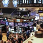 New York borsası fed öncesi karışık seyirle açıldı