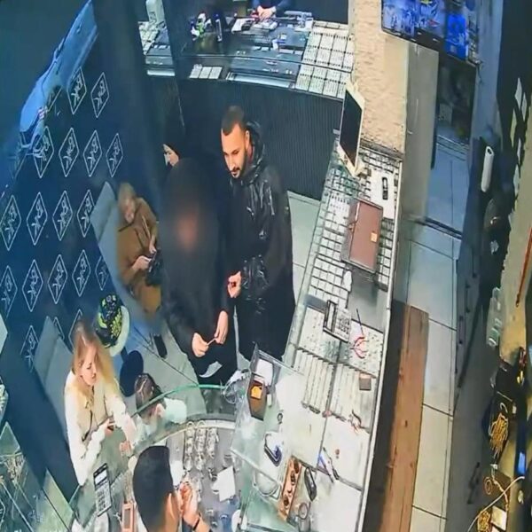 Evdeki altınlar çalındı, suçlu eş oldu!